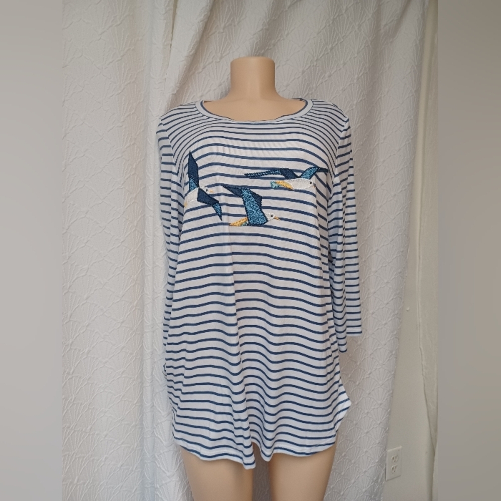 CLOVER+PINE Wimen Sz XL Striped Blue and White Women's Shirt Top